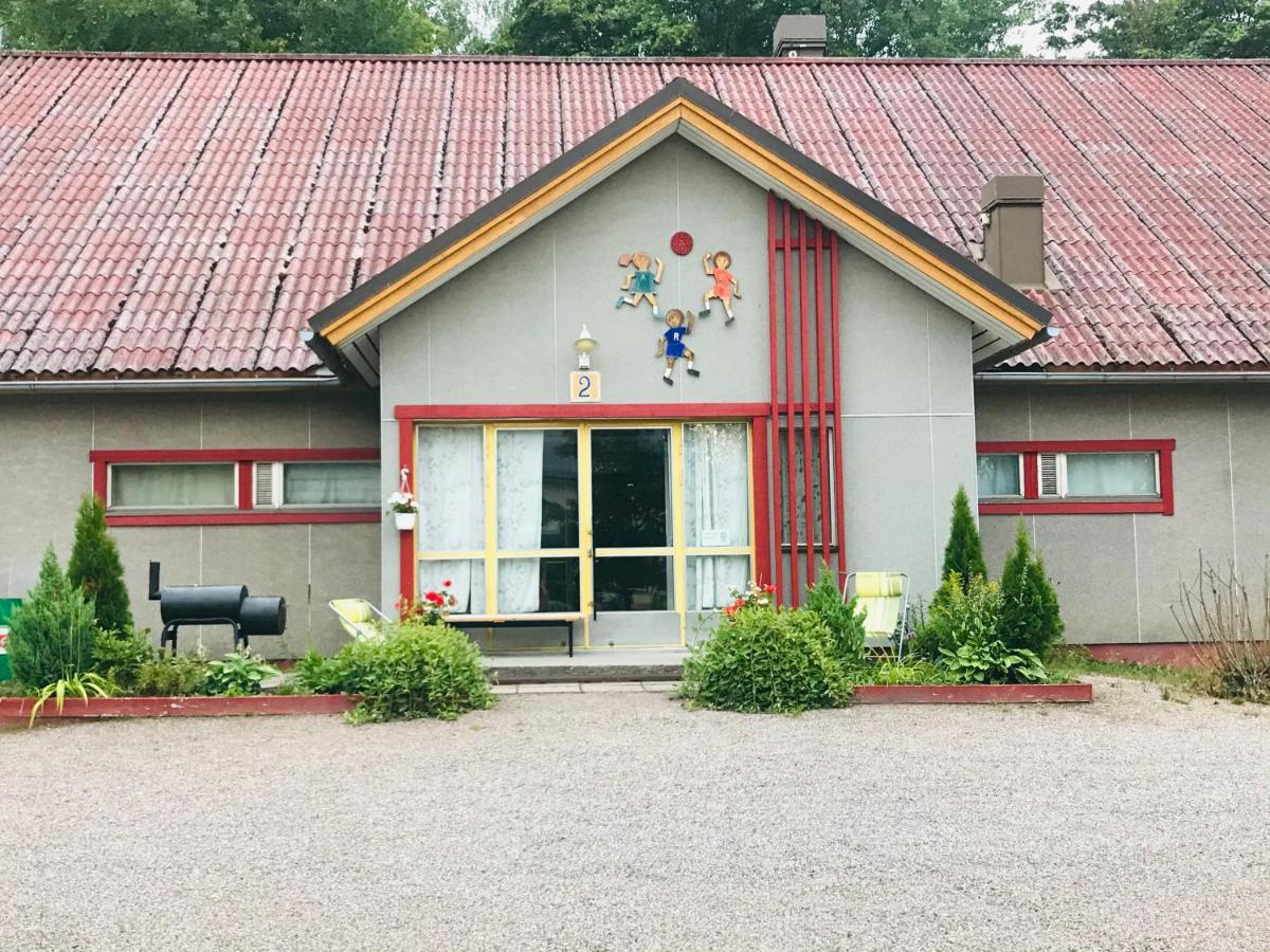Hostel Koulumaeki Karkola Exterior foto
